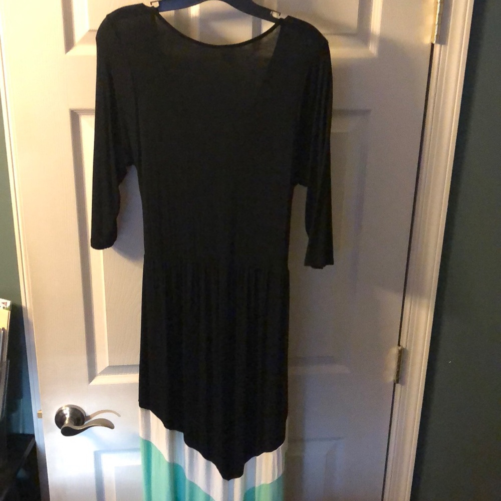 Black Color Block Modest Maxi 👗 - Picture 4 of 4